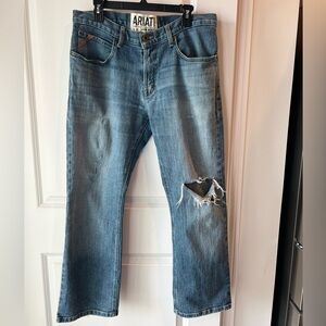 Ariat Men's Distressed Blue Denim Jeans. 33 waist, 30 length